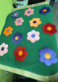 Гра Полянка з квітками